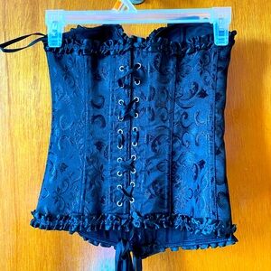 Bustier size small used only once